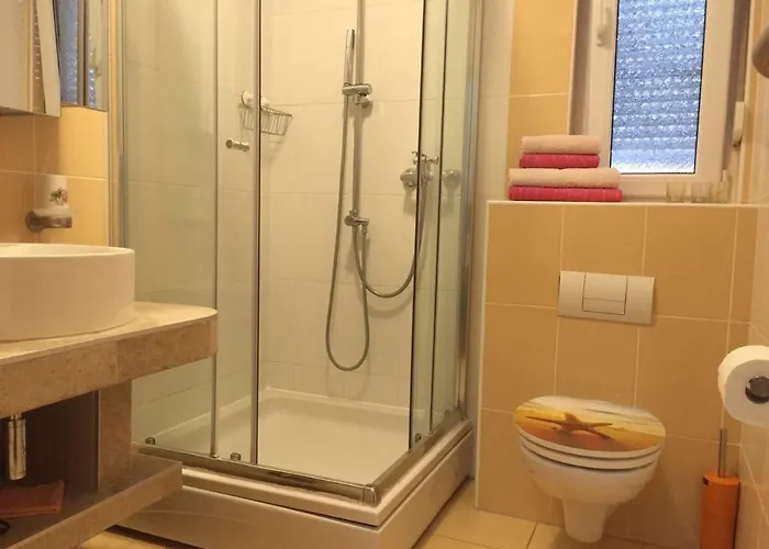 达尔马缇娜公寓 扎顿